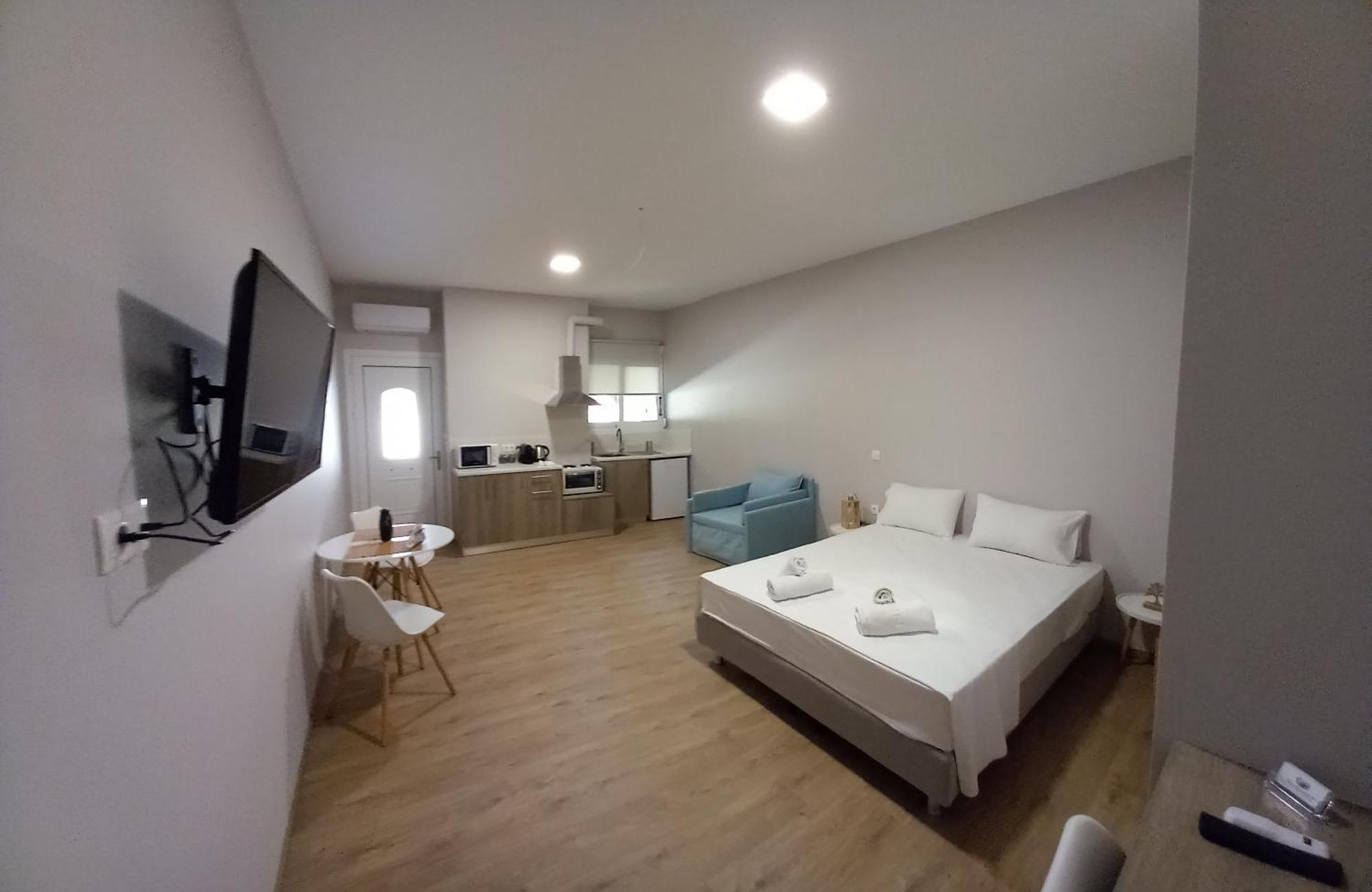 Thalassa Almyros Apartments Verga Kalamata Exterior photo